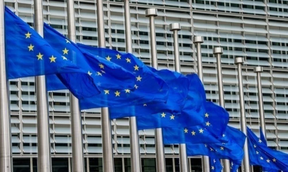 Η Ολλανδία απορρίπτει την πρόταση Μέρκελ - Μακρόν